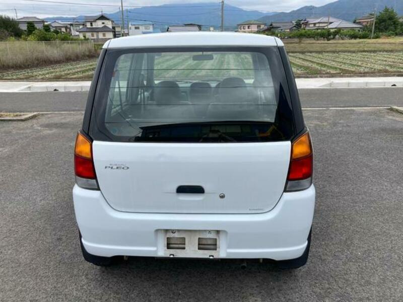 PLEO