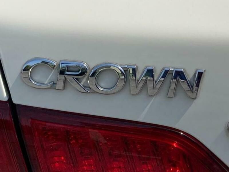 CROWN