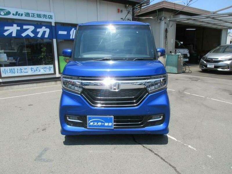 N BOX CUSTOM