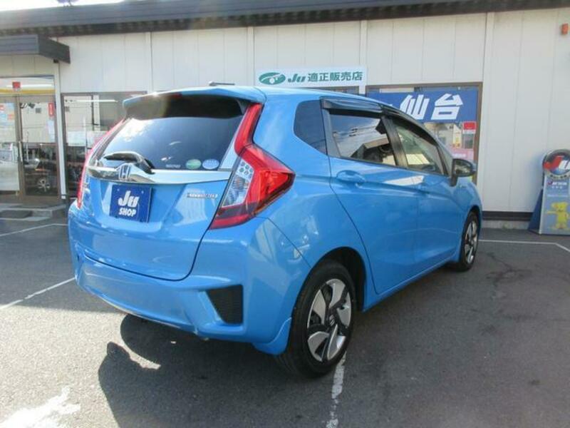 FIT HYBRID