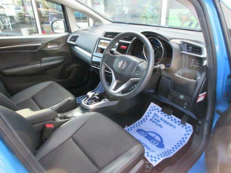 FIT HYBRID
