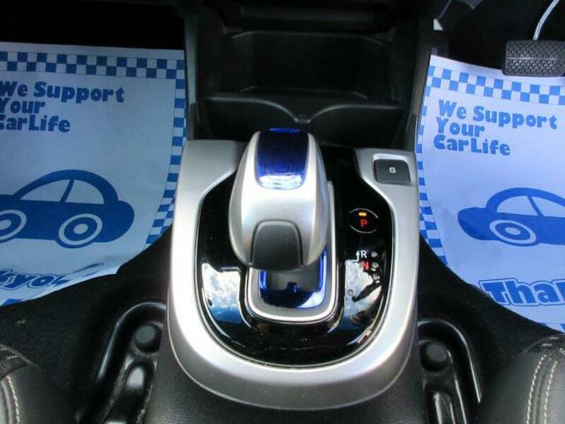 FIT HYBRID