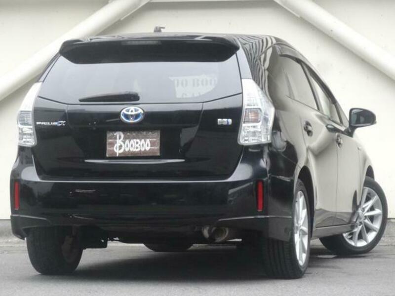 PRIUS ALPHA