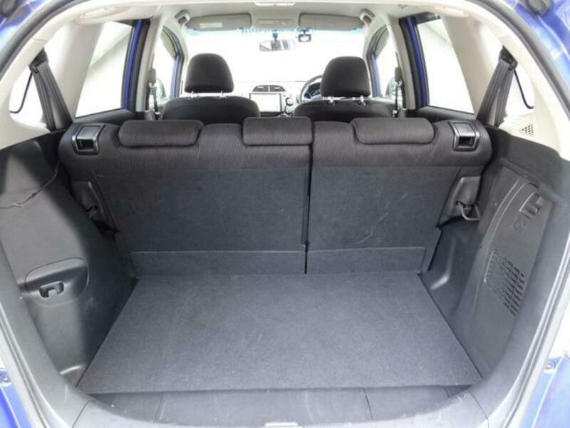 FIT HYBRID