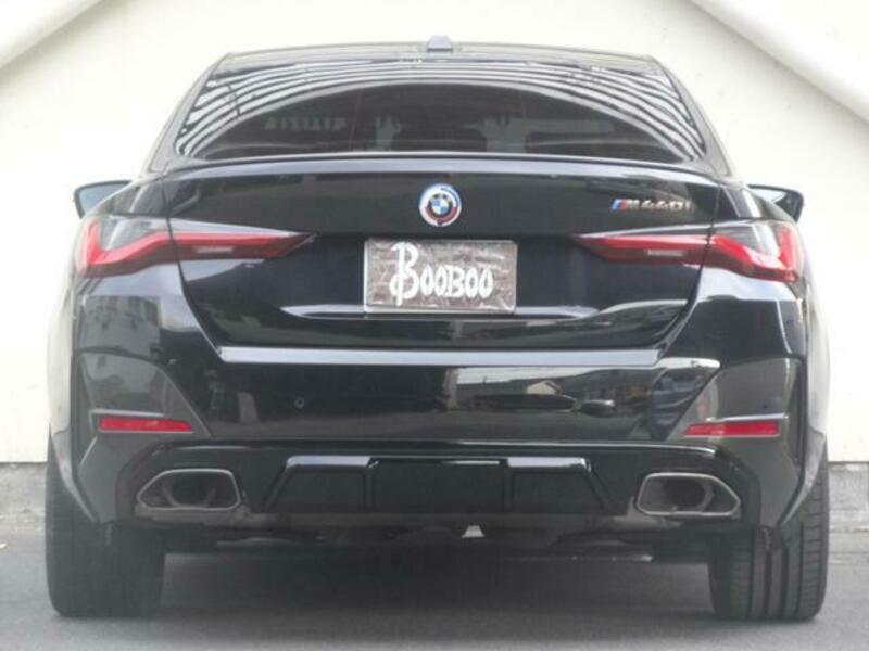 4 SERIES