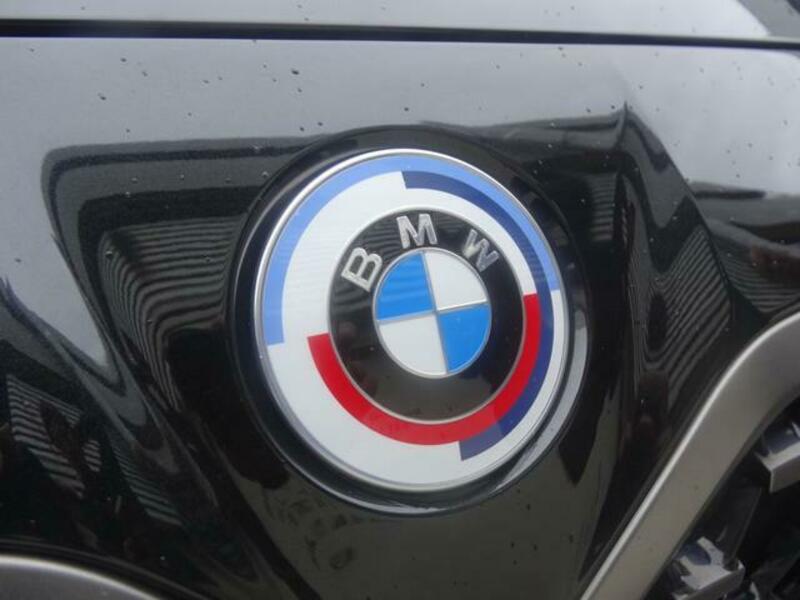 4 SERIES