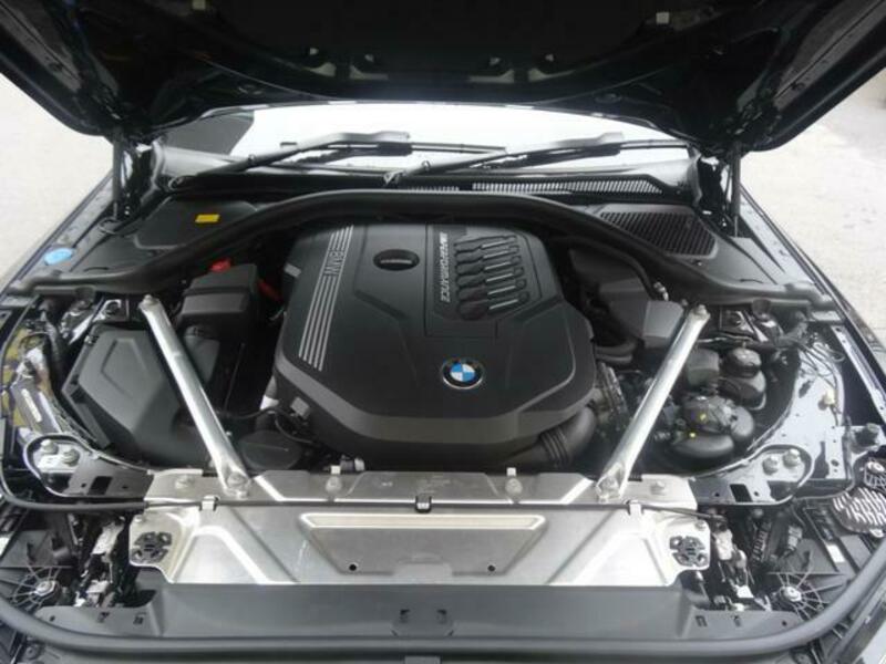 4 SERIES