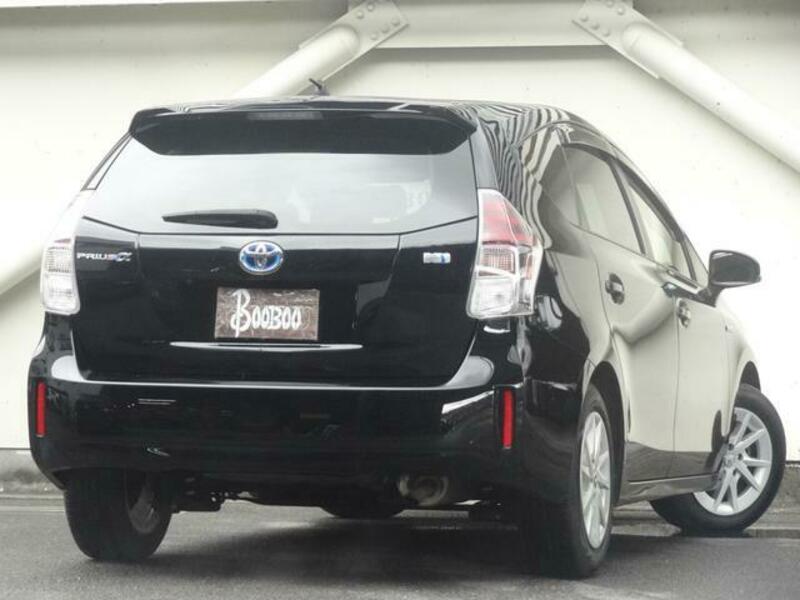 PRIUS ALPHA
