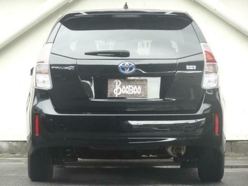 PRIUS ALPHA
