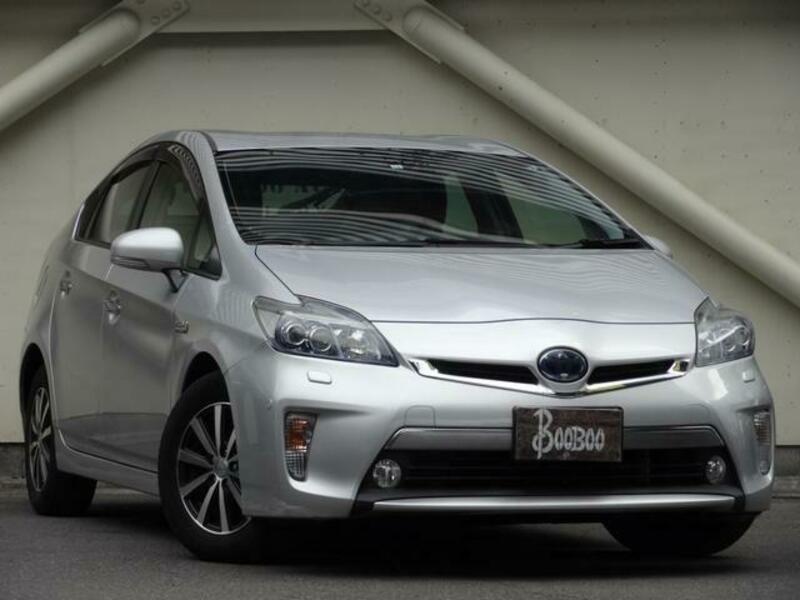 PRIUS PHV