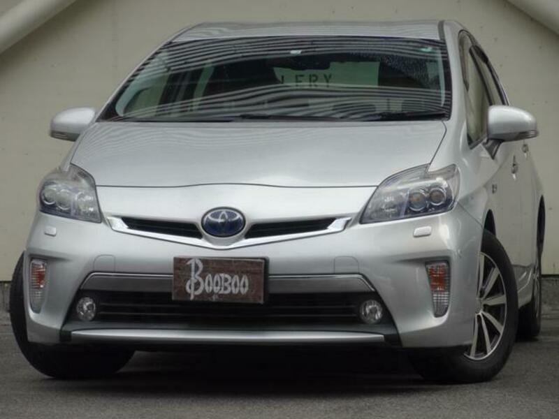TOYOTA PRIUS PHV