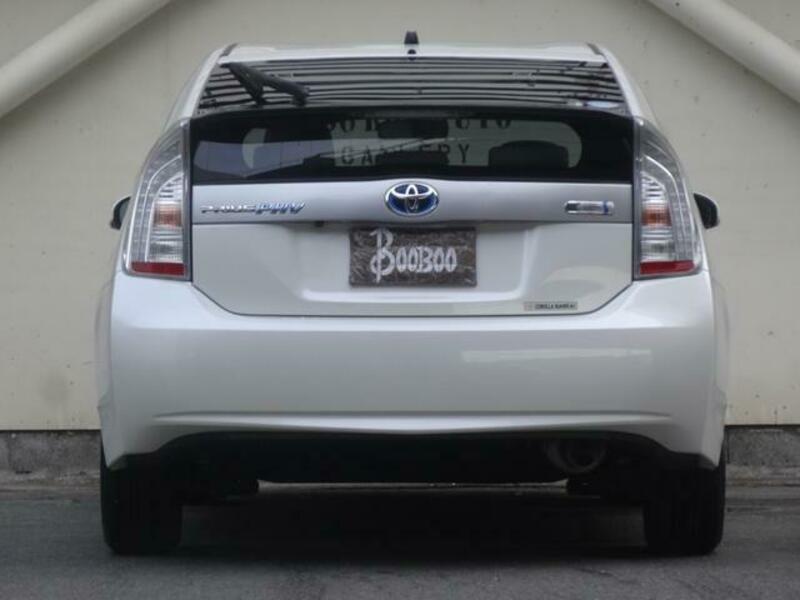 PRIUS PHV