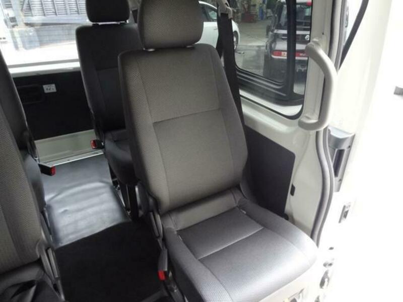 HIACE WAGON