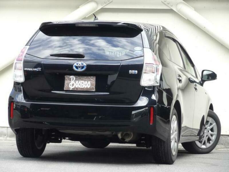 PRIUS ALPHA
