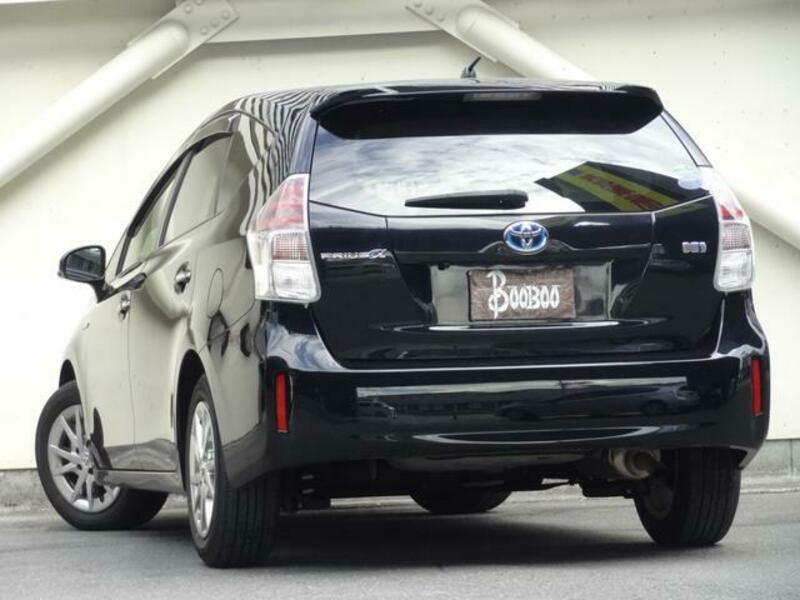 PRIUS ALPHA