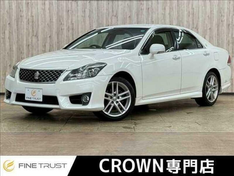 TOYOTA CROWN