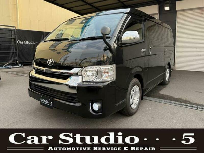 TOYOTA HIACE WAGON
