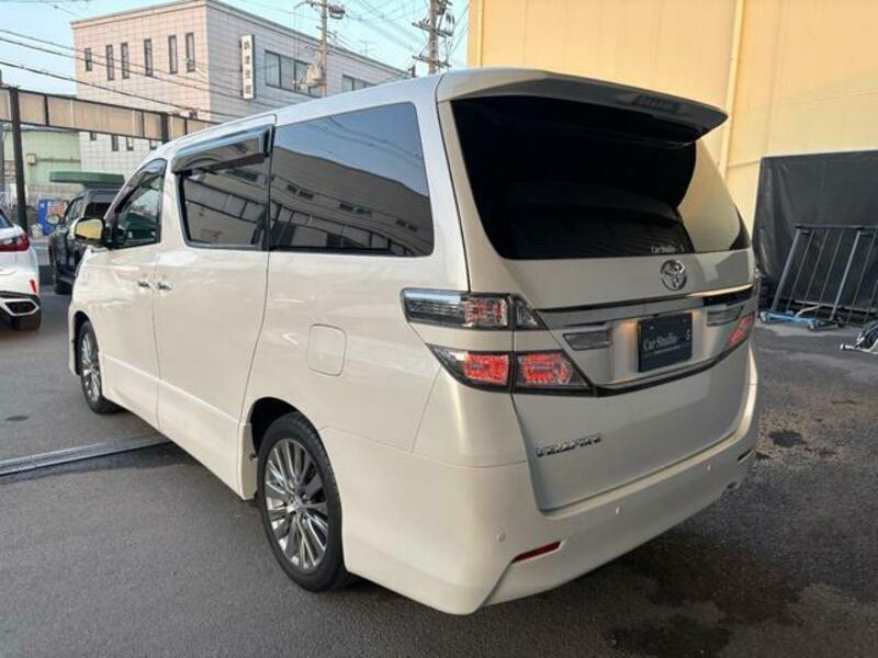 VELLFIRE