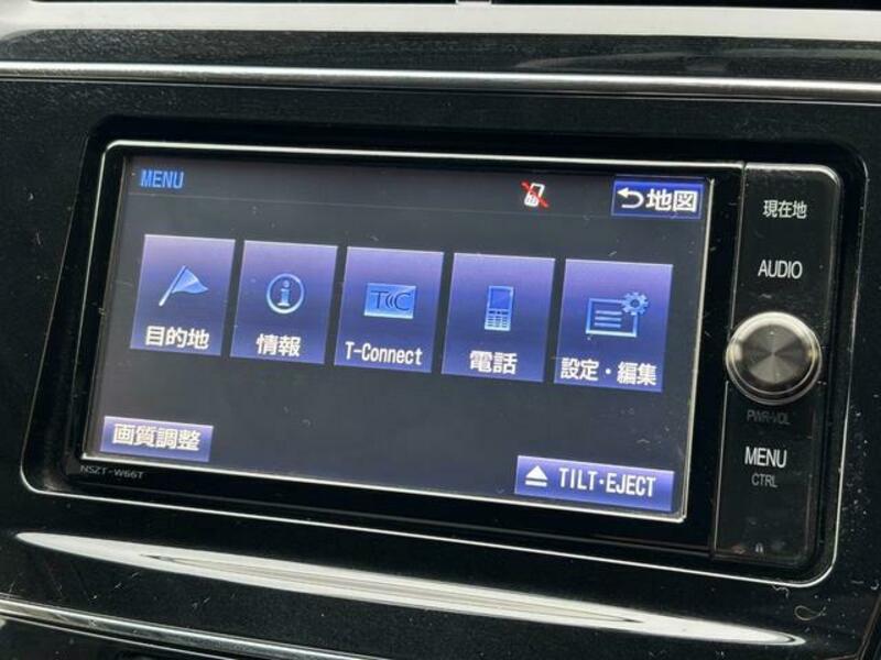 PRIUS ALPHA