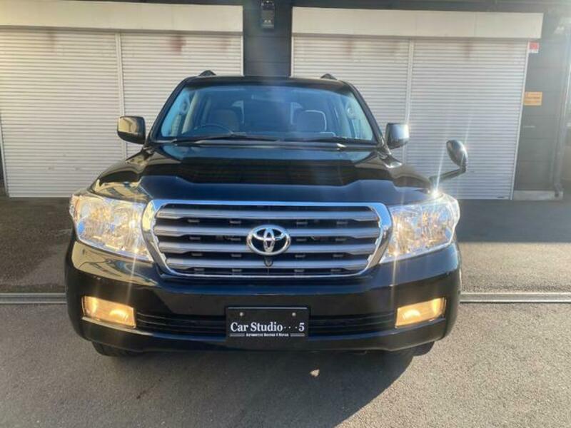 LAND CRUISER