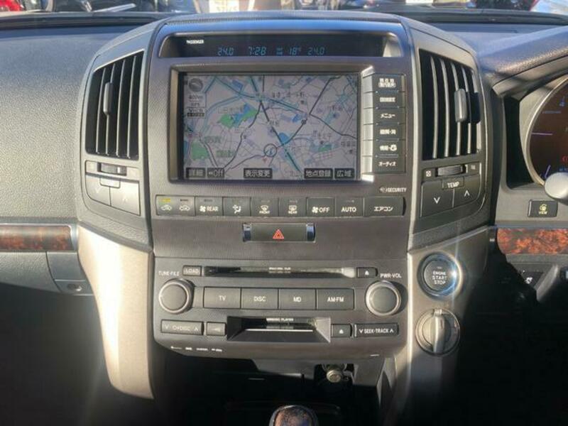 LAND CRUISER