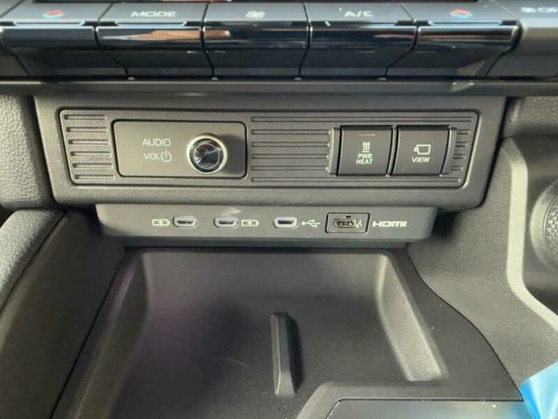 LAND CRUISER 250