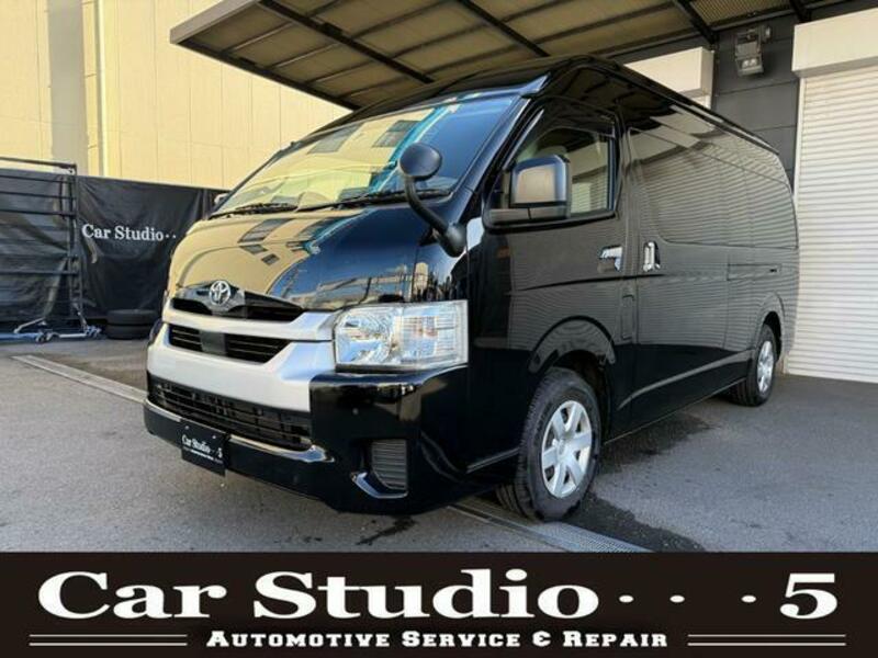 HIACE COMMUTER-0
