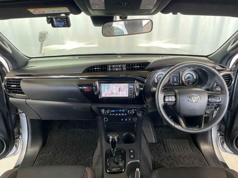 HILUX