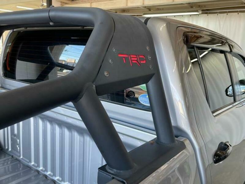 HILUX