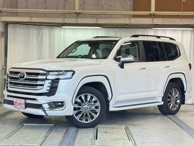 LAND CRUISER