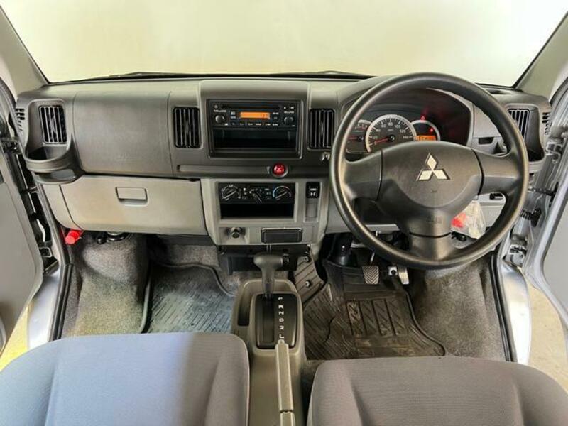 MINICAB VAN