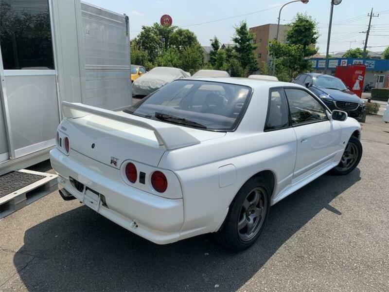 SKYLINE