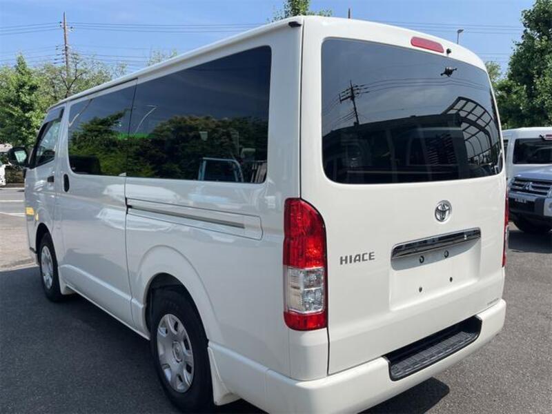 HIACE VAN