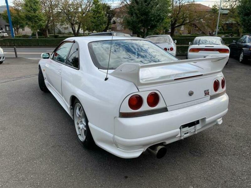 SKYLINE