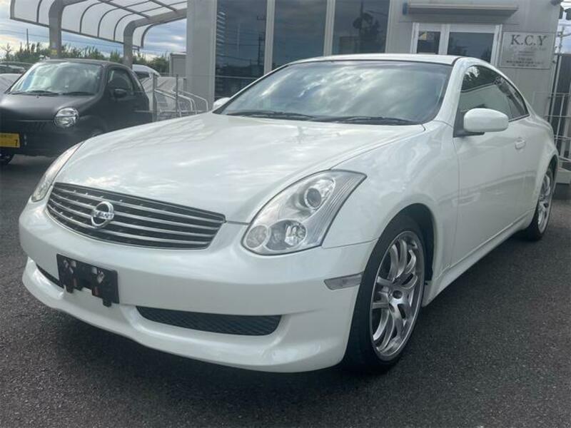 NISSAN SKYLINE