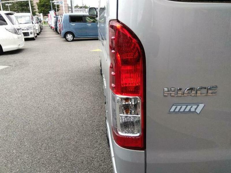 HIACE VAN
