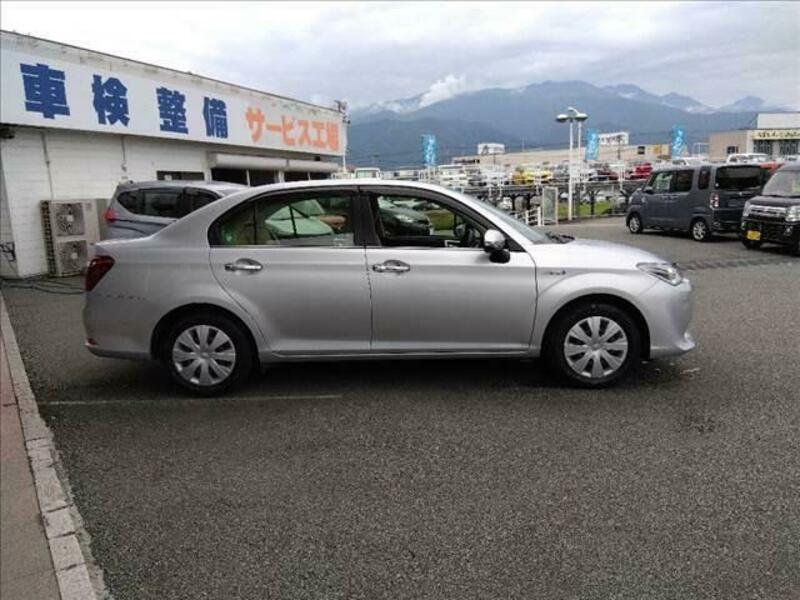 COROLLA AXIO