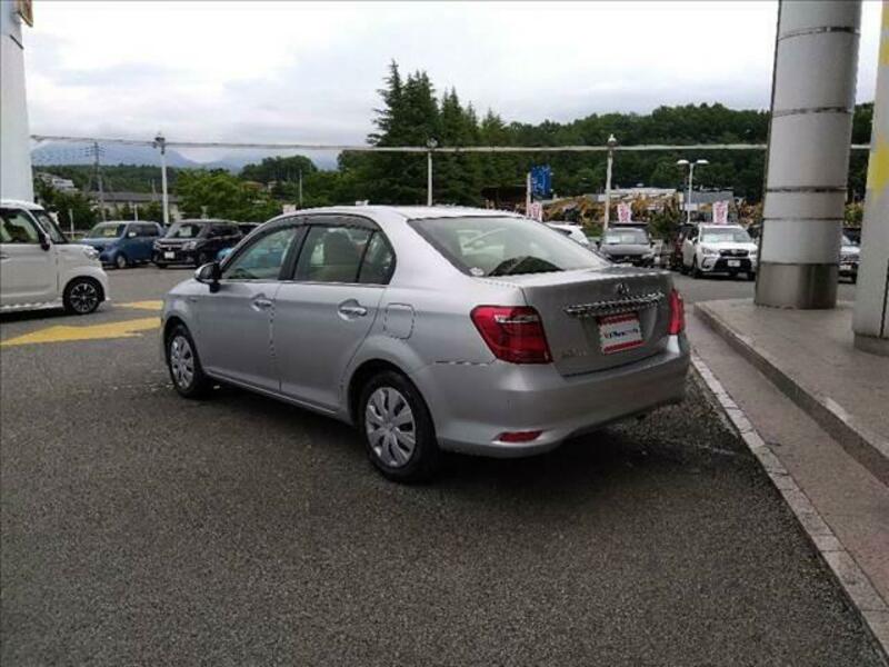 COROLLA AXIO