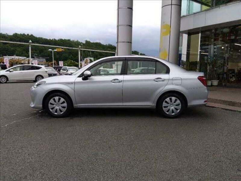 COROLLA AXIO