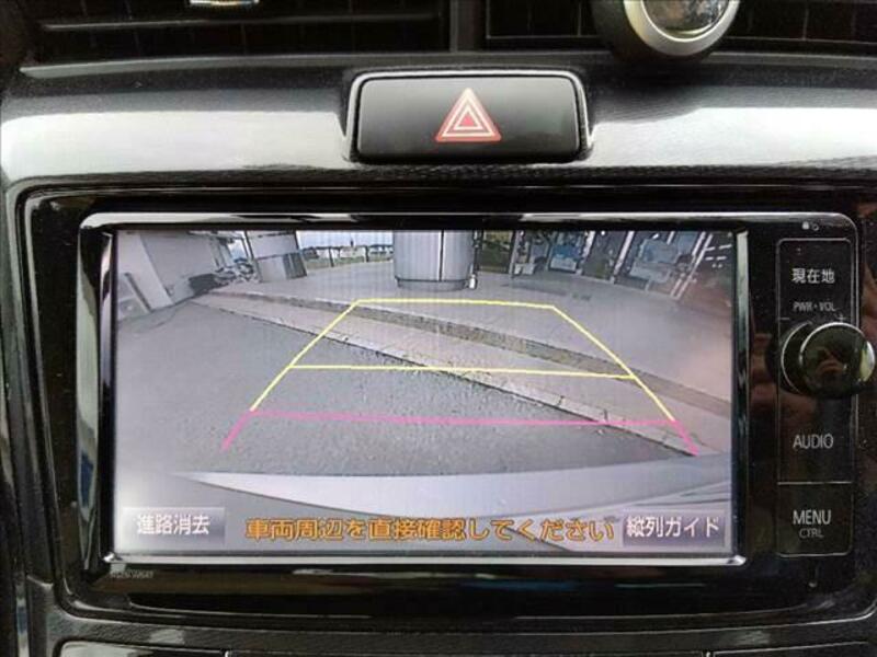 COROLLA AXIO