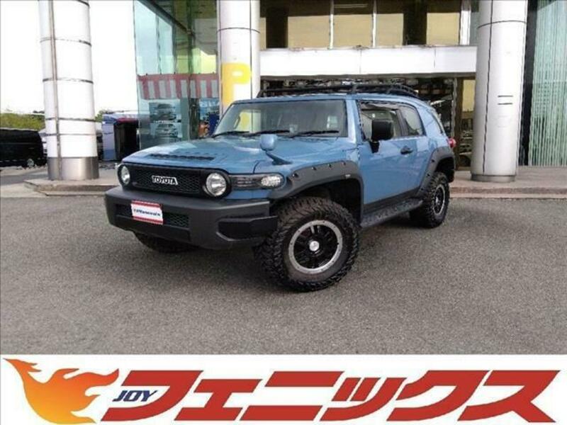 TOYOTA FJ CRUISER