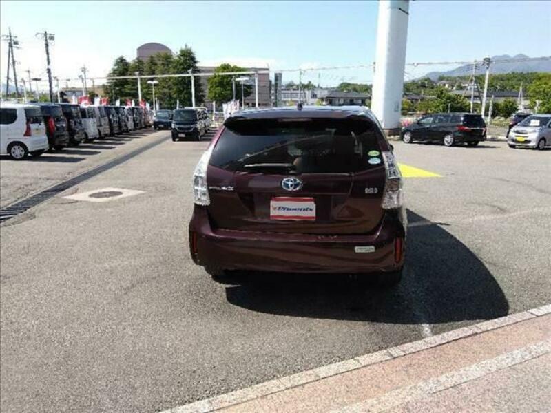 PRIUS ALPHA