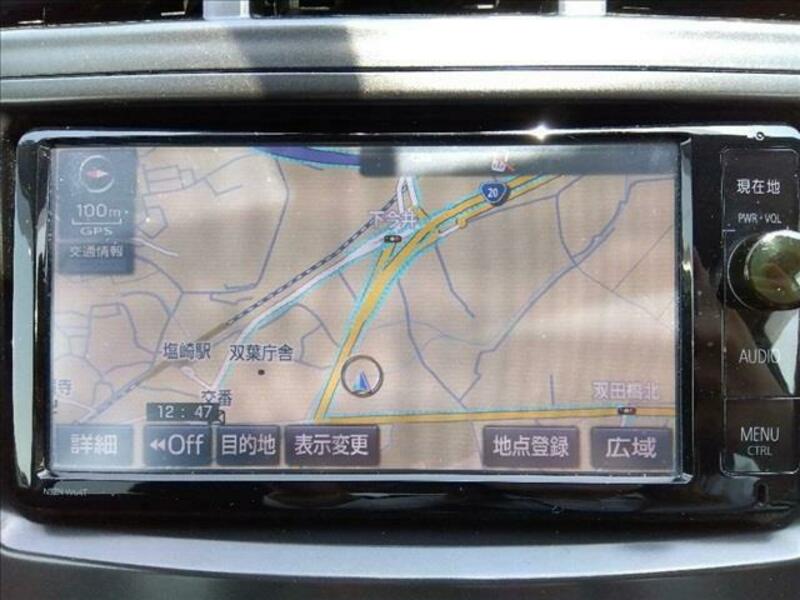 PRIUS ALPHA