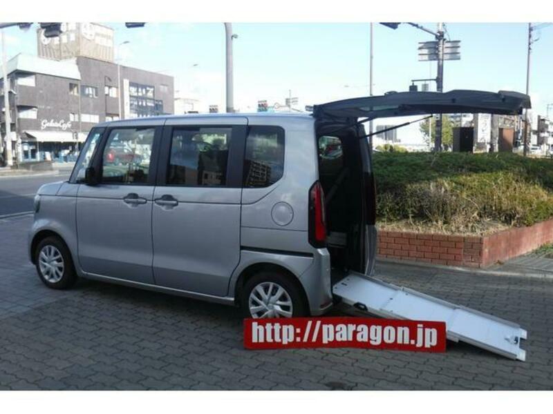 HONDA N BOX
