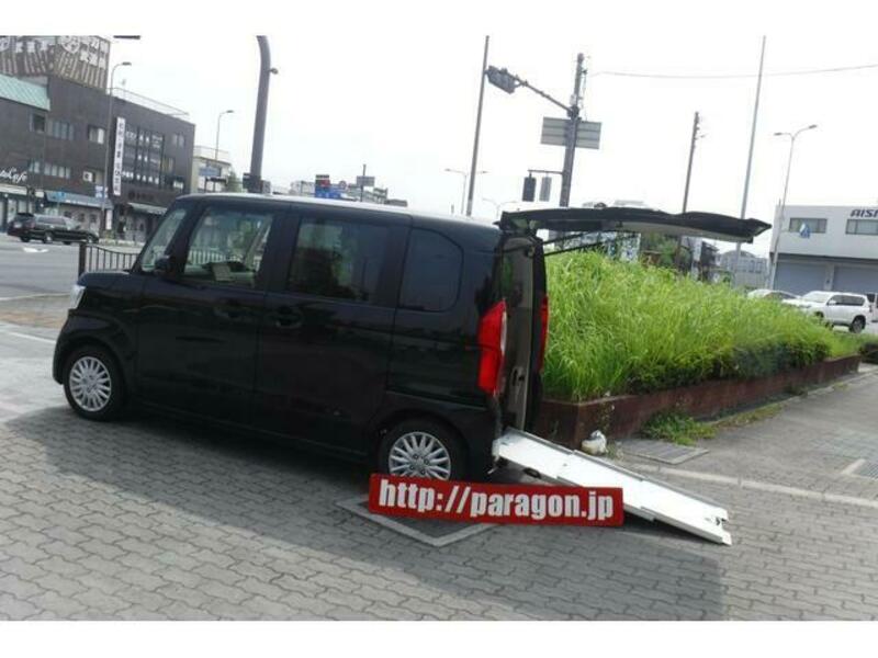 HONDA N BOX