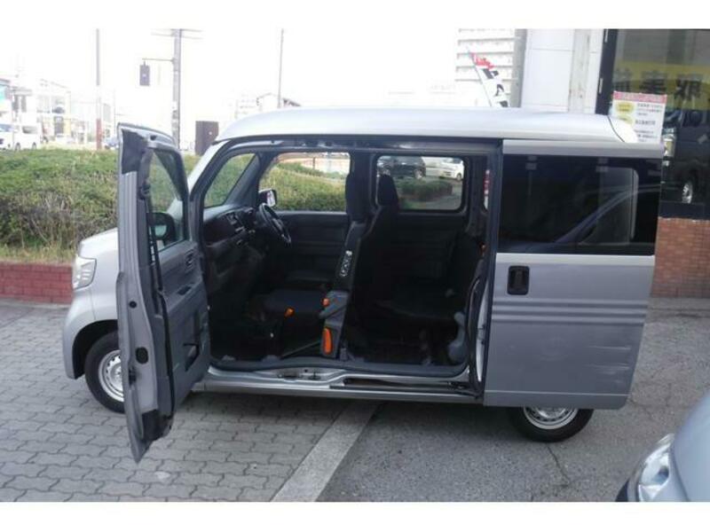 N-VAN