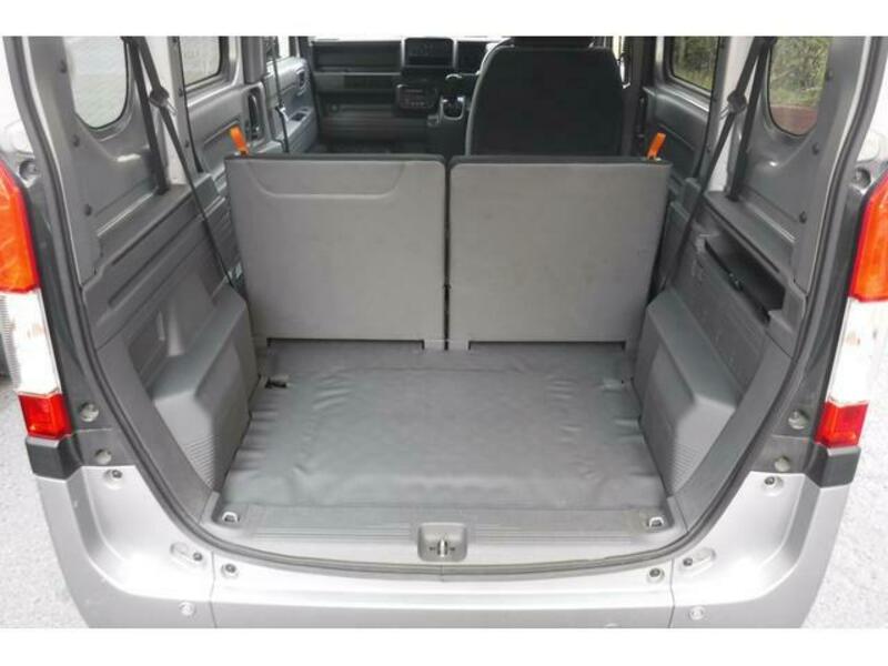 N-VAN