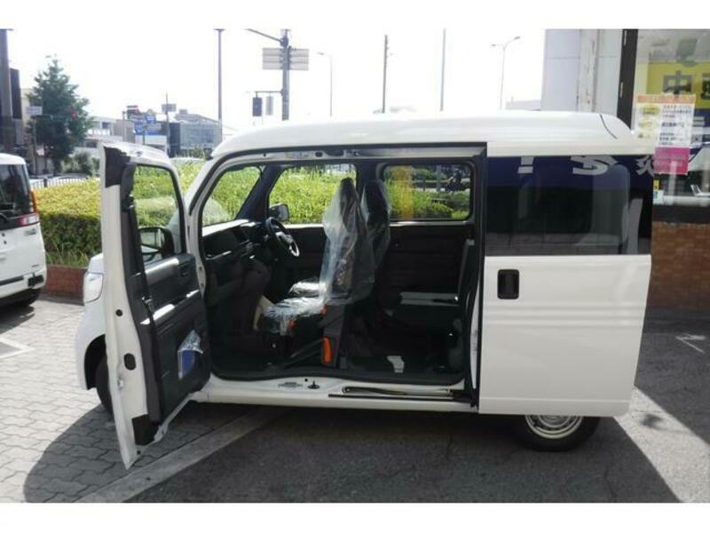 N-VAN