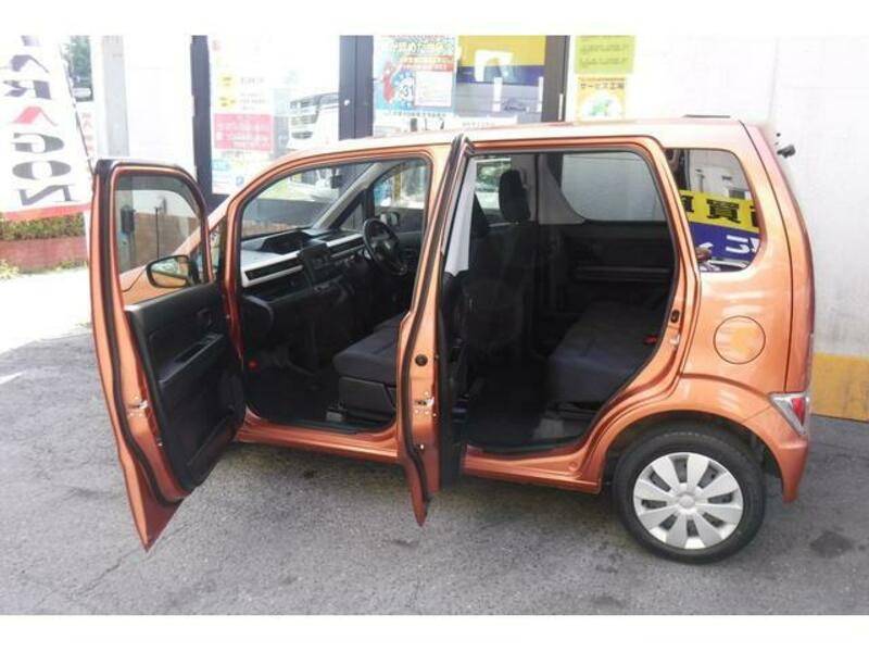 WAGON R