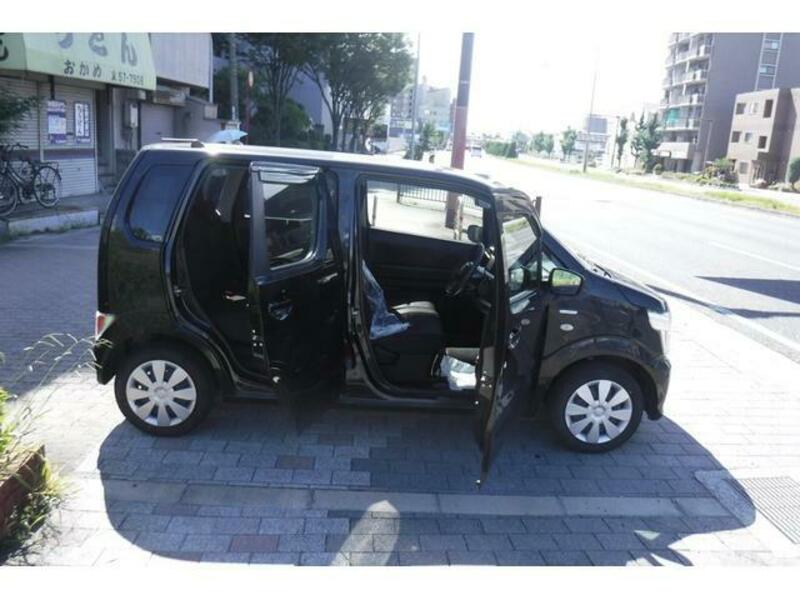 WAGON R